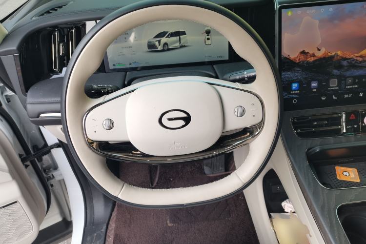 Used GAC Trumpchi Xiangwang M8 2025 Kunkun Series Max Luxury Cabin