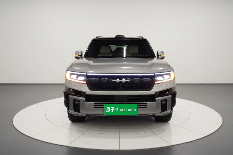 Used Formula Leopard 8 2025 Smart & Brave Flagship Edition 7 Seats
