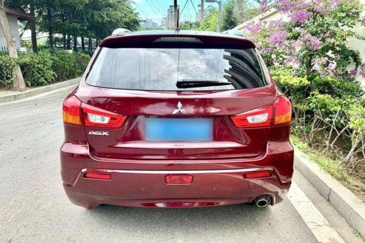 Used Mitsubishi ASX 2012 2.0 LUXURY Two-Wheel Drive with Navigation
