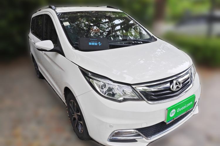 Used CHANGAN KAICHENG Oushang A600 2016 1.5L Manual Luxury 7-Seater Front Right 45 Deg