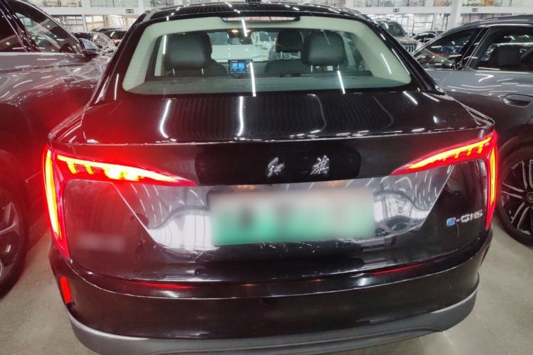 Used Hongqi E-QM5 2022 431 km Charge & Enjoy Edition