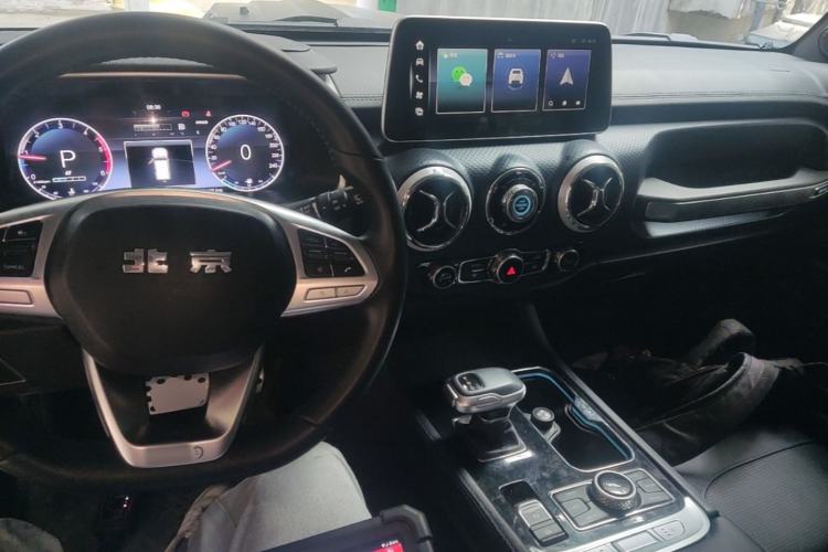 Used BAIC Off-Road BJ40 2021 2.0D Automatic Four-Wheel Drive Blade Hero Edition Adventurer Type Center Console