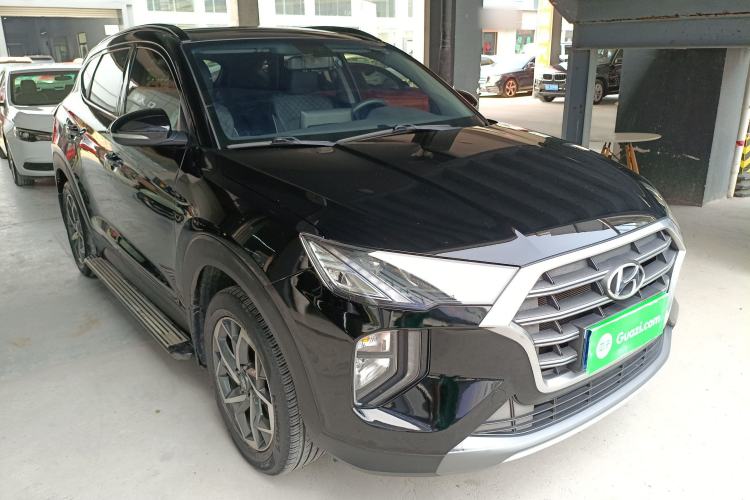 Used Hyundai Tucson 2019 280TGDi Dual-Clutch Two-Wheel Drive Fashion Edition China VI Standard Front Right 45 Deg
