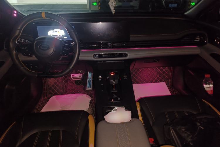 Used GAC Trumpchi EMPOW 2021 270T DCT J16 Version Center Console