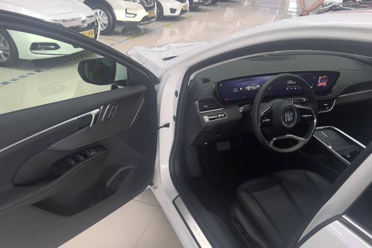 Used Buick LaCrosse 2023 Restyled 25T Cross-Country Edition
