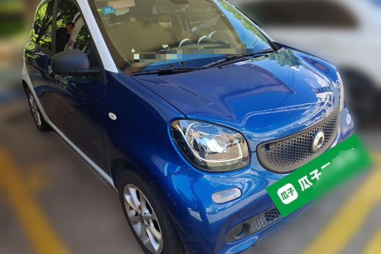 Used smart forfour 2016 1.0L 52 kW Dynamic Edition
