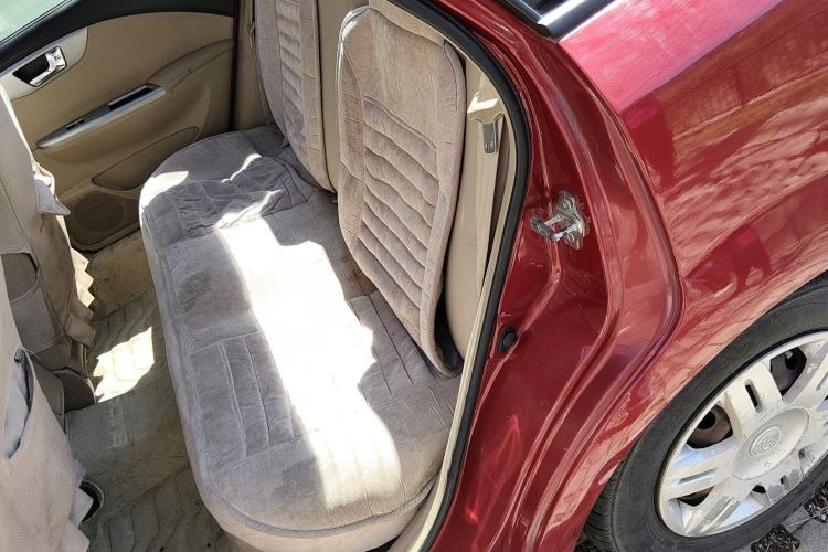 Used Buick Excelle 2011 1.6 LX-MT