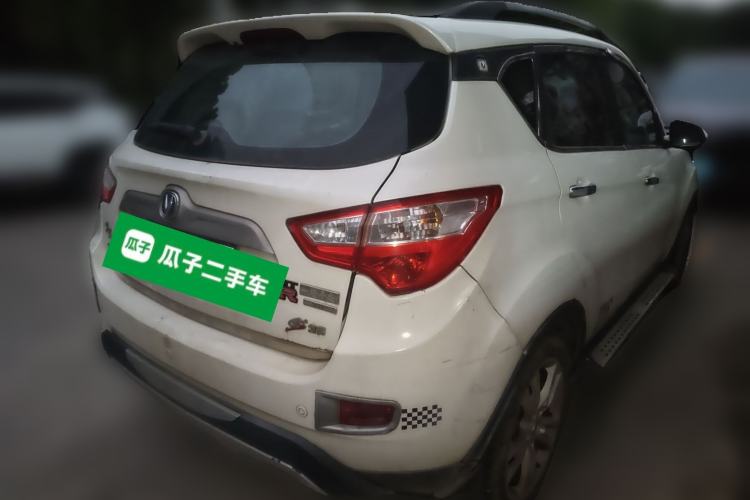 Used CHANGAN CS35 2012 1.6L Automatic Luxury Version China IV Standard
