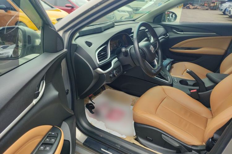 Used Buick Excelle GX 2018 18T Automatic Flagship Model Driver Seat