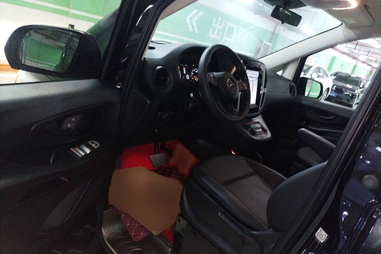 Used Mercedes-Benz Vito 2018 2.0T Elite Version 7 Seats China VI Emission Standard