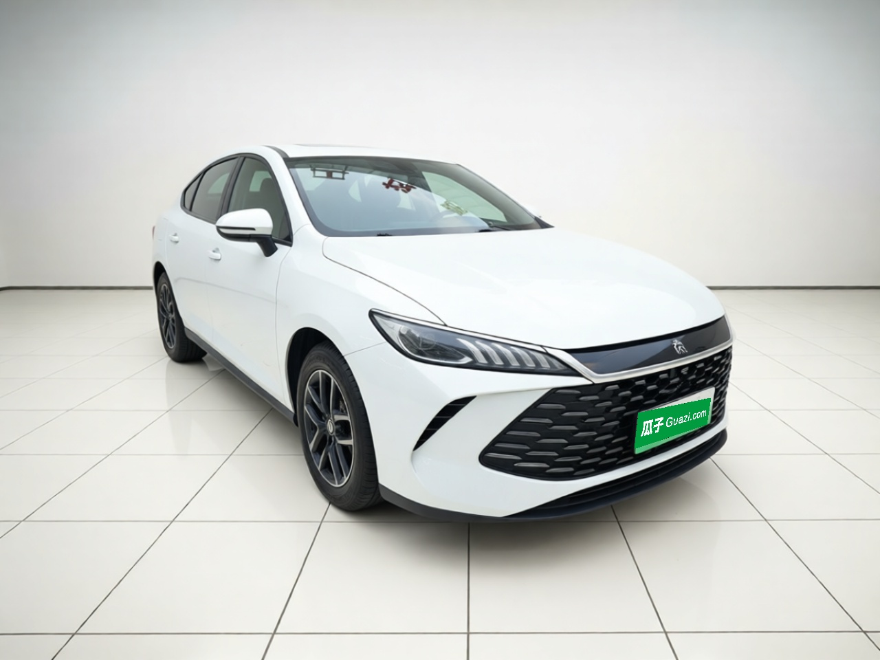 BYD Qin PLUS 2025 DM-i Smart Drive 55KM Leading Model — снимка 3