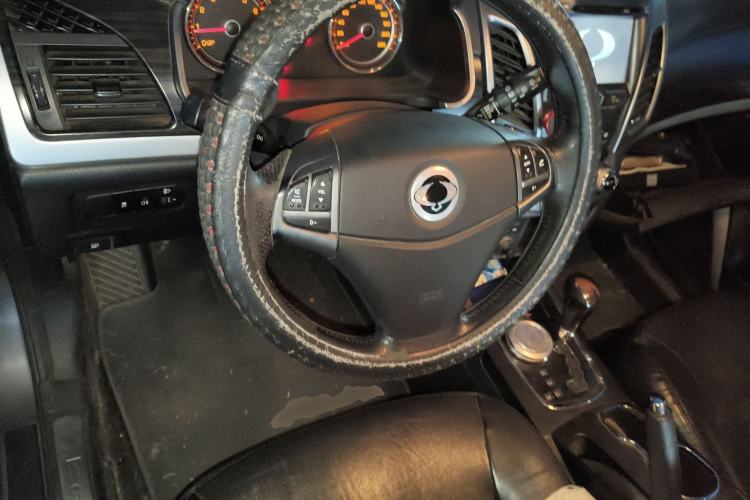 Used SsangYong Korando 2014 2.0L Gasoline Two-Wheel Drive Automatic Luxury Navigation Edition