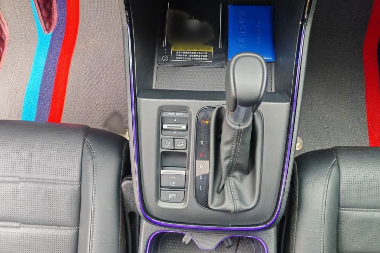 Used Honda CR-V 2024 240TURBO Two-Wheel-Drive FENGSHANG Edition 5 Seats Gear Lever