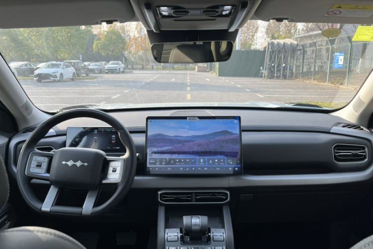 Used Formula Leopard Titanium 3 2025 501 km Range Rear-Wheel Drive Intelligent Driving Max Edition