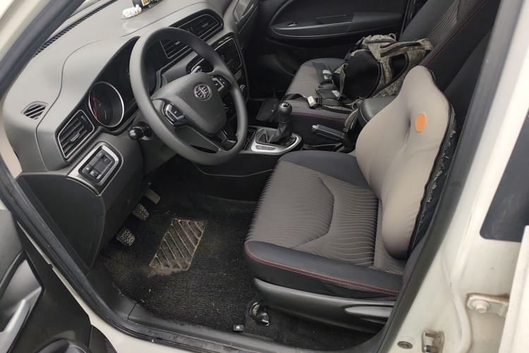 Used FAW Junpai D60 2017 1.5L Manual Entry-Level Model Left Front Seat