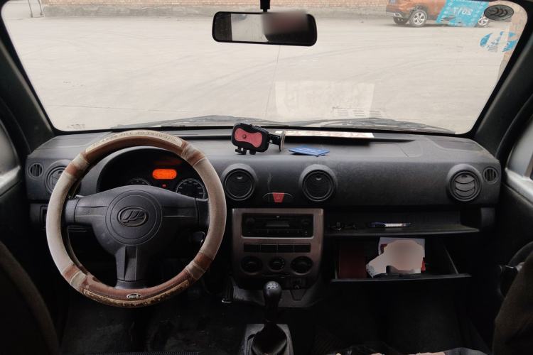 Used Lifan Auto Fengshun 2011 1.0L Standard Version LF465Q5 Center Console