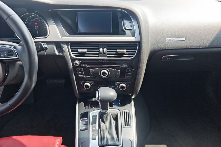 Used Audi A5 2014 Cabriolet 45 TFSI
