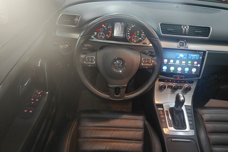 Used Volkswagen FAW-Volkswagen CC 2016 1.8TSI Prestige Model Steering Wheel