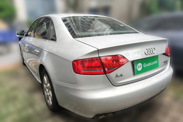 Used Audi A4L 2012 2.0 TFSI automatic standard version