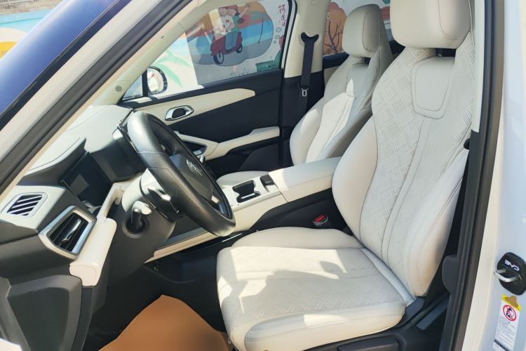 Used BYD Yuan UP 2025 Intelligent Driving Version 401 KM Dynamic Edition
