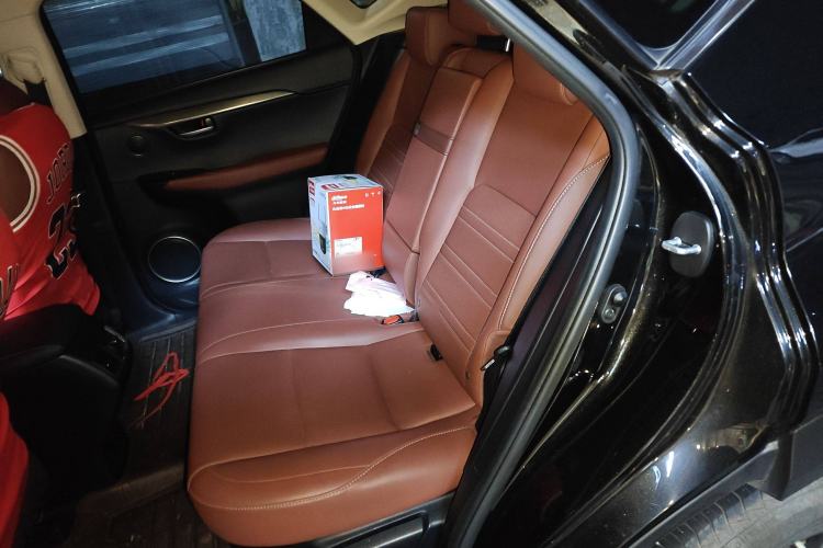 Used Lexus NX 2015 300h Front-Drive Fēngshàng Edition
