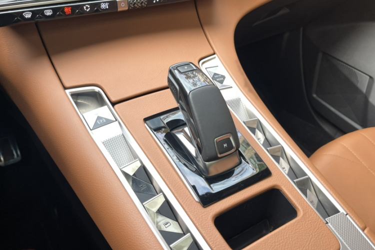 Used DS 7 2018 45THP Rivoli Pioneer Edition