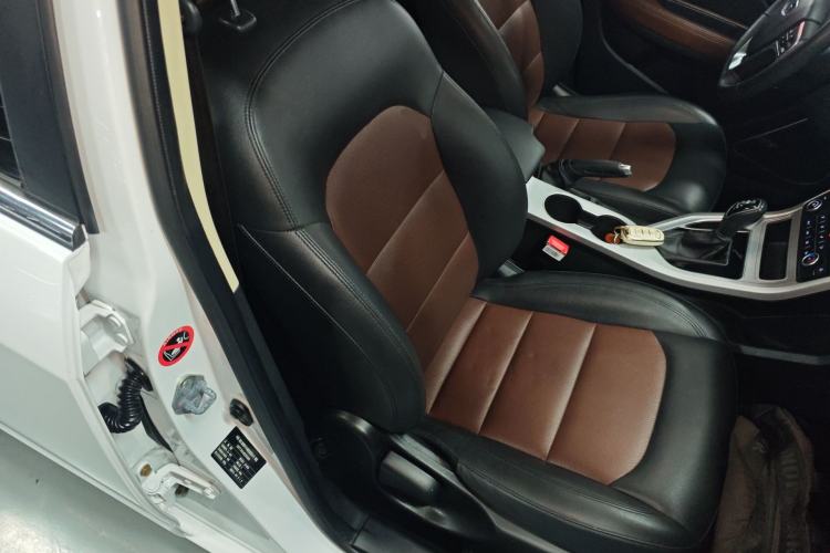 Used Geely Auto Vision 2019 Upgraded Model 1.5L CVT Prestige Version China VI Standard Right Front Seat