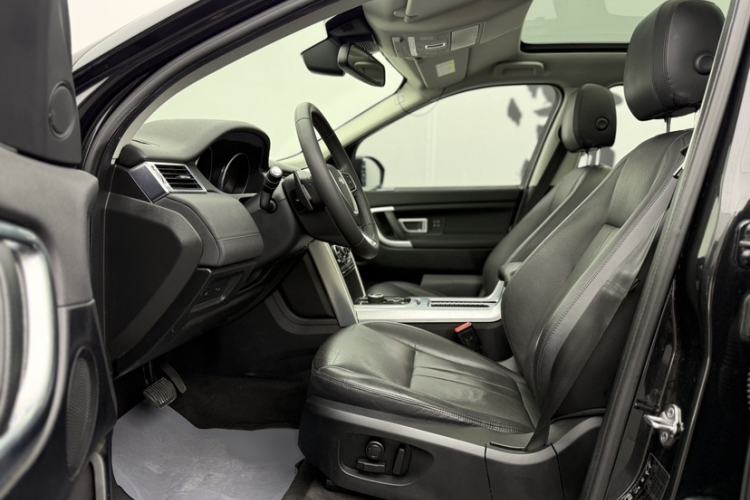 Used Land Rover Discovery Sport 2018 240 PS HSE Version