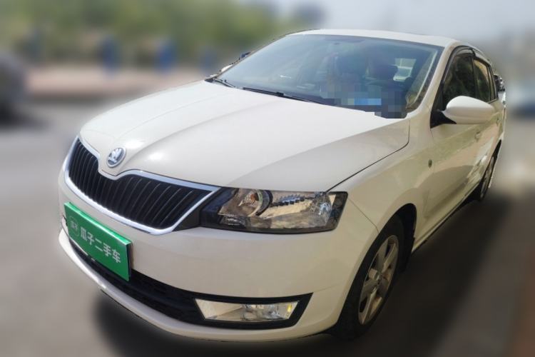 Used Skoda Rapid Spaceback 2014 1.6L Automatic Enjoyment Edition
