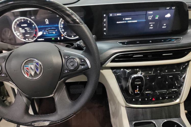 Used Buick GL8 2022 ES Landtrek 653T Comfort Edition