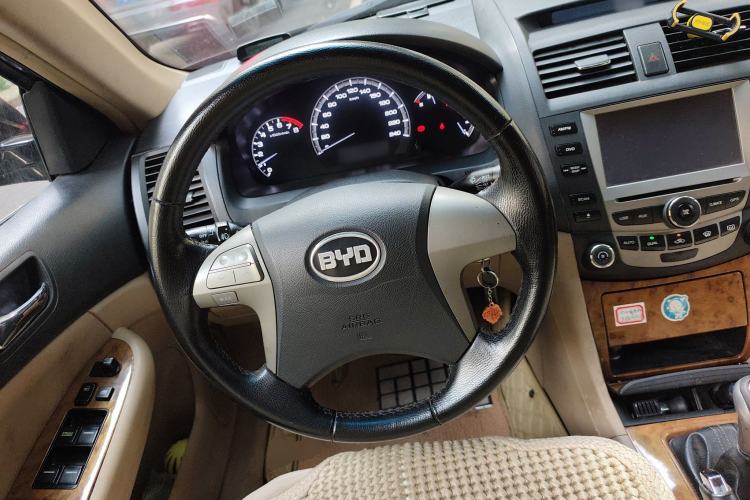 Used BYD F6 2010 Golden Edition 2.0L Manual Luxury Model