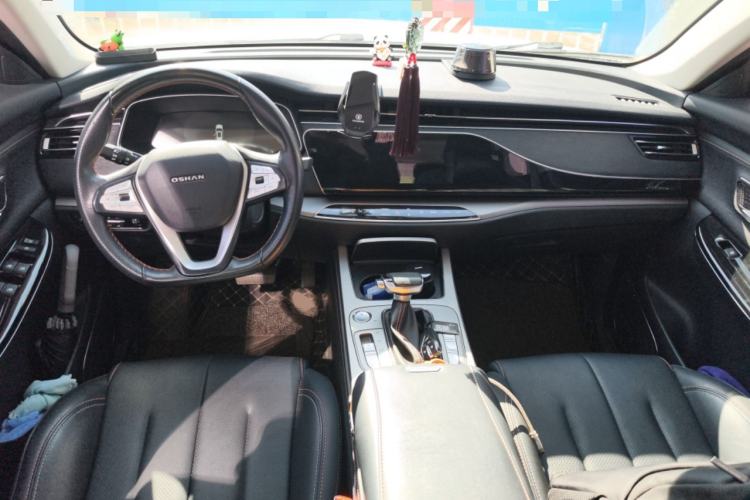 Used CHANGAN OSHAN X7 2020 1.5T Automatic Flagship Edition Center Console