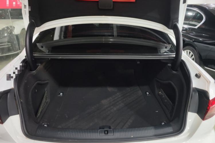 Used Audi A4L 2023 40 TFSI Luxury Dynamic Model