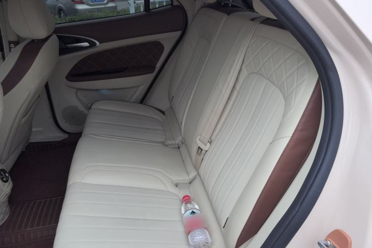 Used ORA Good Cat 2021 400km Standard Range Venus Edition Lithium-Ion Battery Left Rear Seat