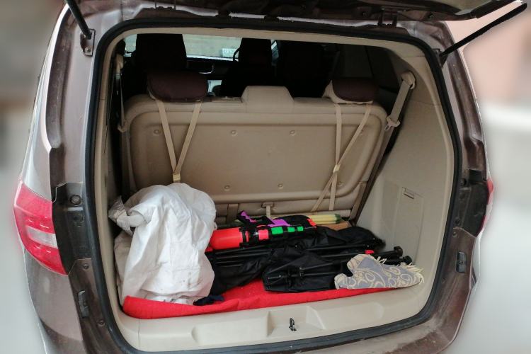 Used Buick GL8 2018 28T Comfort Model China VI Standard Trunk