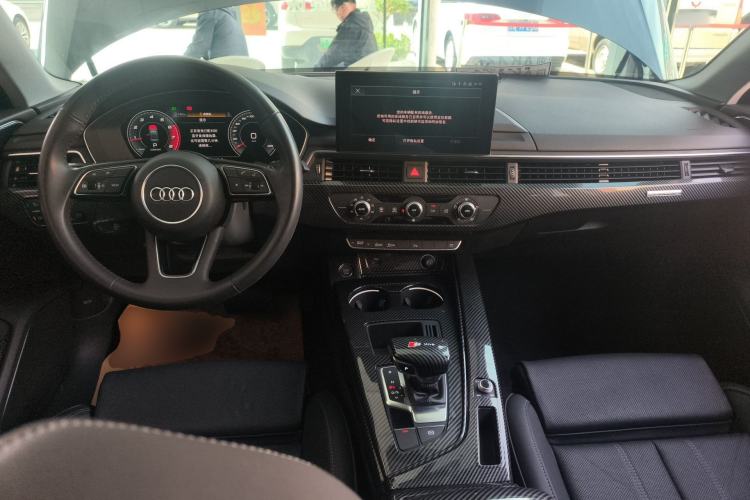 Used Audi A4L 2020 40 TFSI Fashion Dynamic Model Center Console