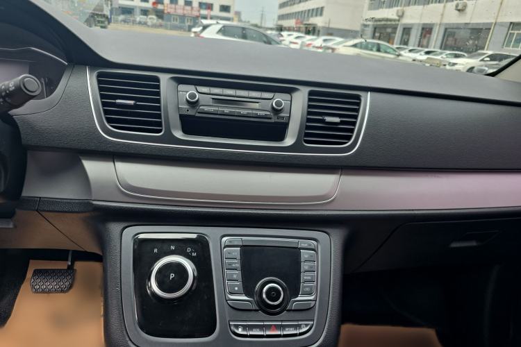 Used SAIC MAXUS G10 2022 2.0T Automatic Smart Enjoyment Version Gasoline 7 Seats
