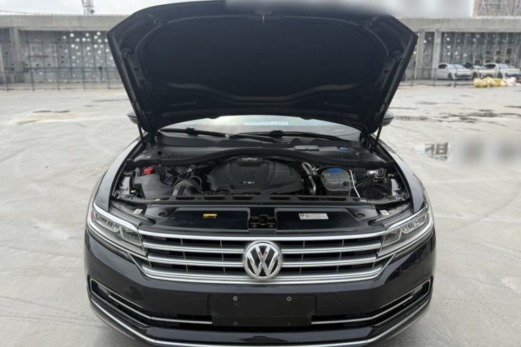 Used Volkswagen Phideon 2018 Revised Version 380TSI Two-Wheel Drive Business Edition
