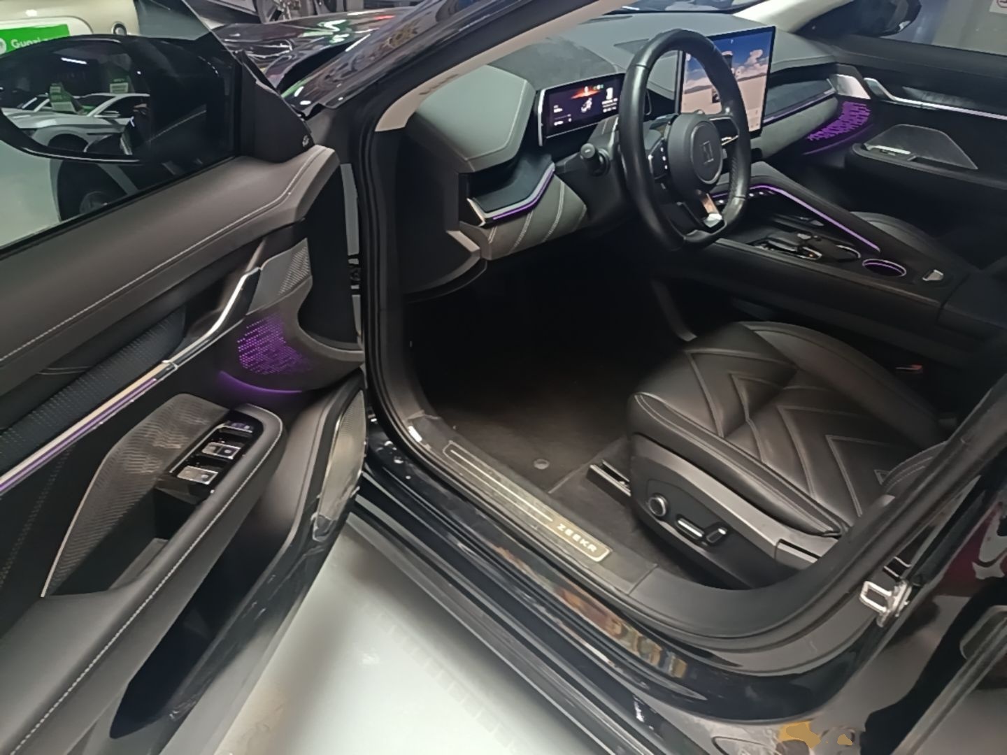 Zeekr 001 2023 WE Edition 86 kWh — снимка 18