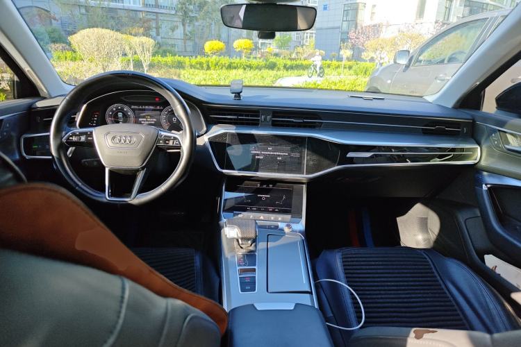 Used Audi A6L 2019 45 TFSI Prestige Elegant Edition Center Console