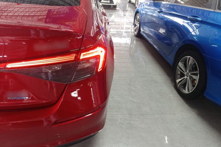 Used Honda Civic 2022 240TURBO CVT Dynamic Edition