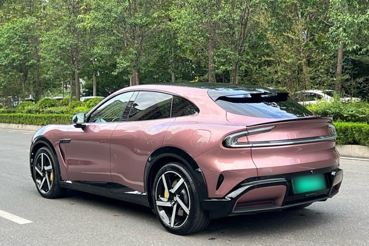 Used Xiaomi Auto YU7 2025 Ultra-Long Range High-Performance All-Wheel-Drive Max Edition