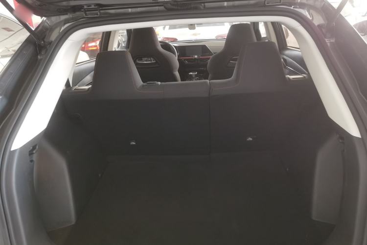 Used CHANGAN OSHAN X5 2021 1.6L CVT Luxury Version Trunk