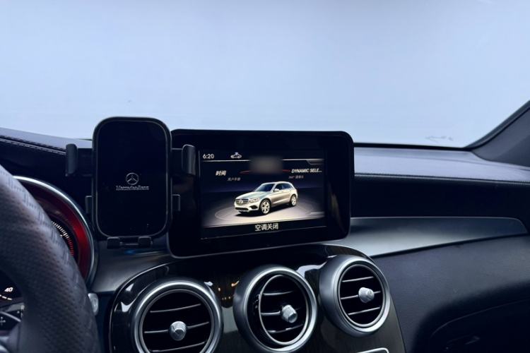 Used Mercedes-Benz GLC 2018 Facelift GLC 260 4MATIC Luxury Edition Interior 1