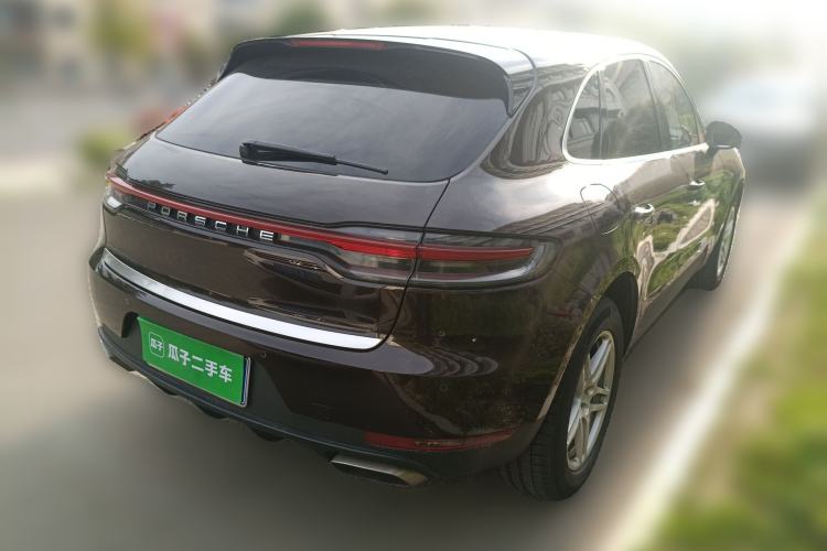 Used Porsche Macan 2018 Macan 2.0T Rear Right 45 Deg