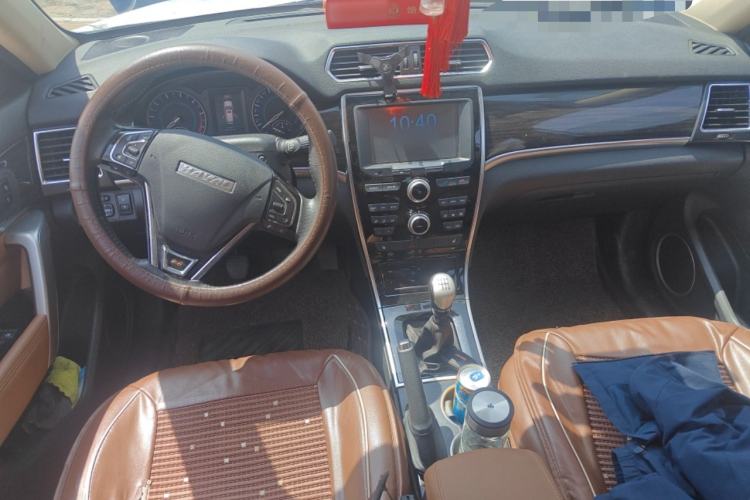 Used Haval H2 2017 Red-Label 1.5T Manual Two-Wheel-Drive Elite Model
