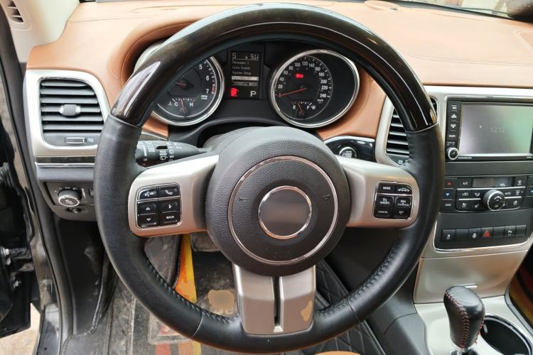 Used Jeep Grand Cherokee 2011 Revised 3.6L Flagship Navigation Edition