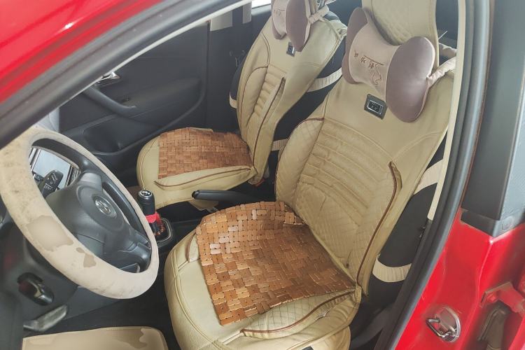 Used Volkswagen Polo 2013 1.4L Manual Fashion Edition Left Front Seat