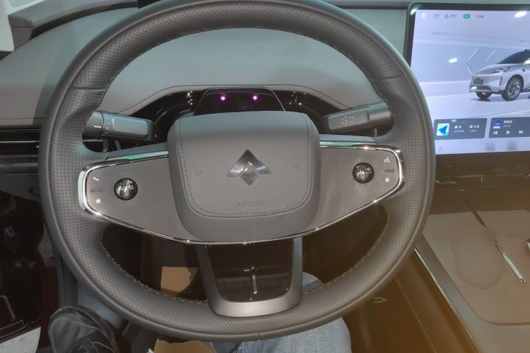 Used Hyptec HT 2025 825 Max Steering Wheel