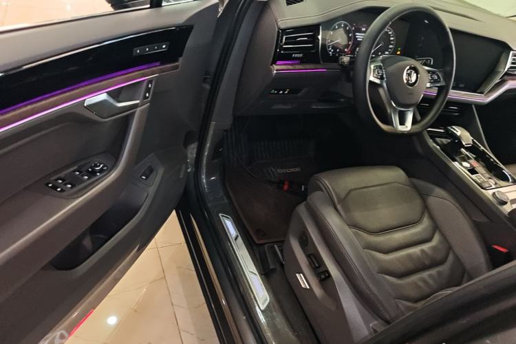 Used Volkswagen Touareg 2019 3.0 TSI RuiFeng Edition China VI Standard Driver Seat